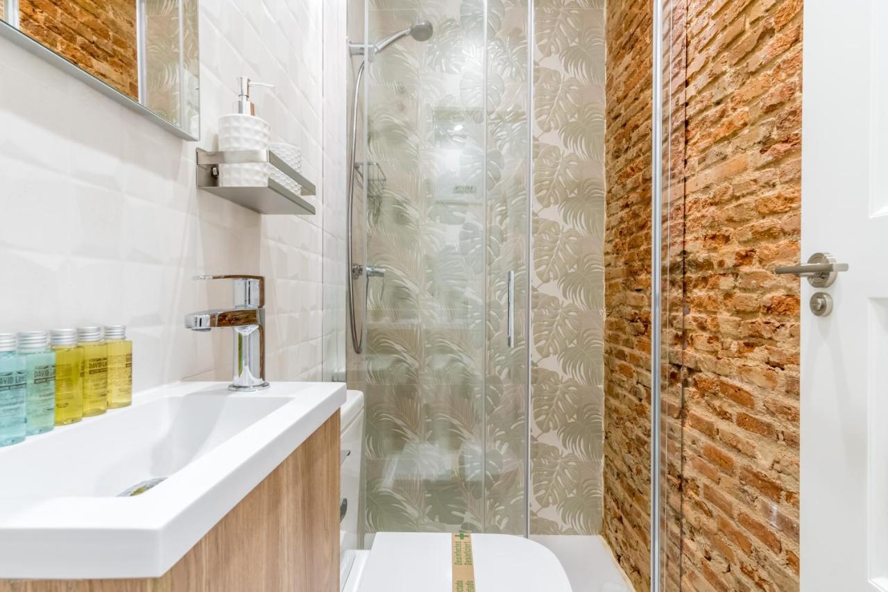 2 Habitaciones 2 Banos- Moderno Y Acogedor - Imperial Madrid Kültér fotó